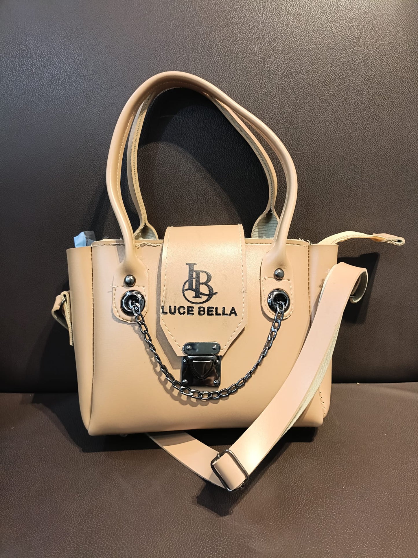 Luce Bella Beige Chain Detail Handbag – Elegant Style for Women