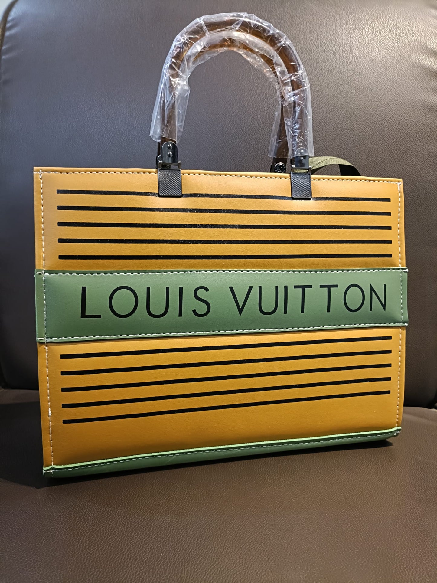 Luxury Yellow-Green Tote Handbag – Louis Vuitton Style – ApnaBag.shop